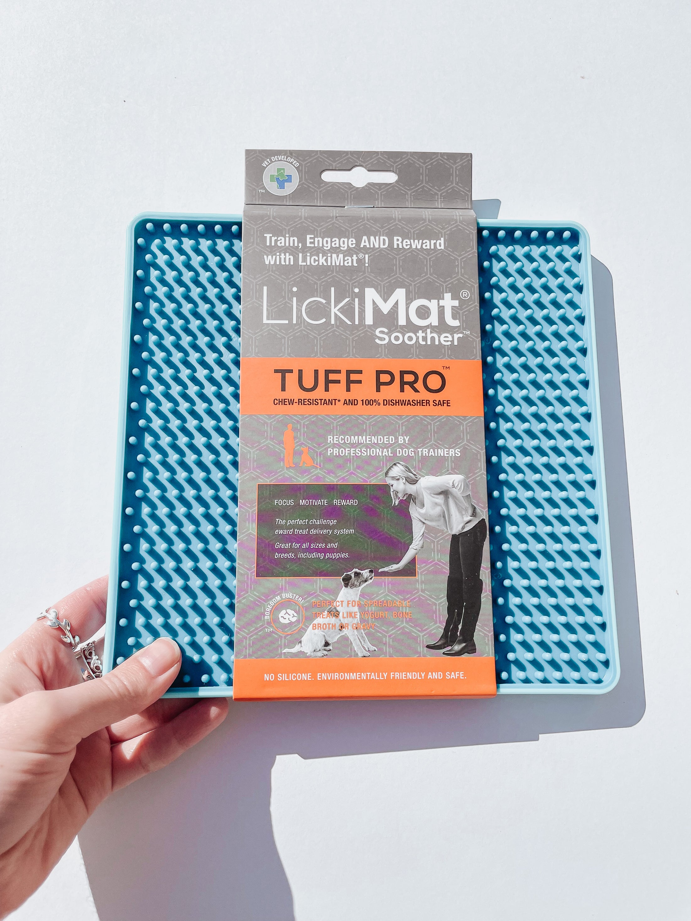 Lickimat Soother Pro- Tuff slow feed mat - Indi Pups